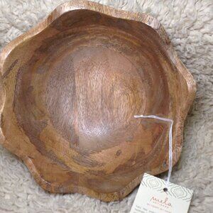 NWT Mela Artesian Acacia Bowl; Handmade, 8x4" Rustic charm, campy, Serving Piece
